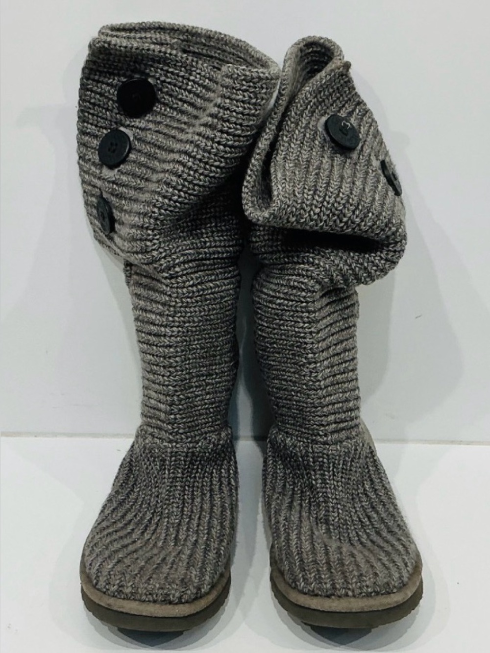 UGG, size 9, Classic Cardy Boots Gray Knit
